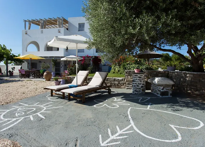 Evi 2* Aliki (Paros)