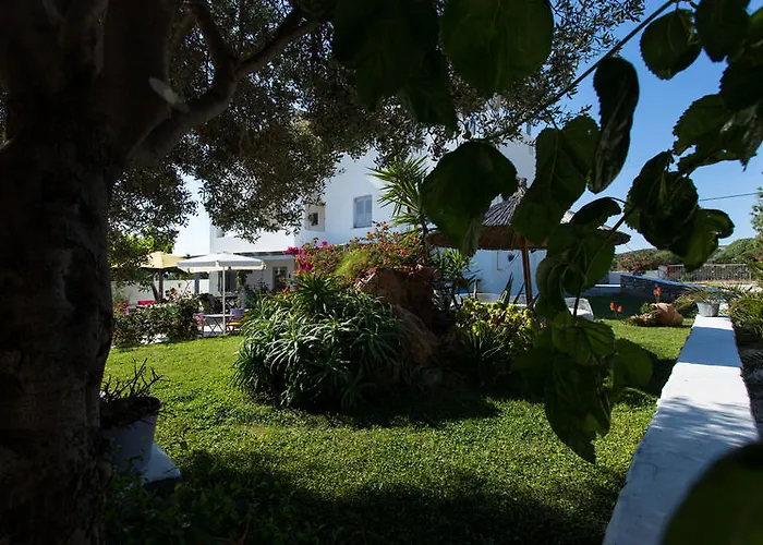 Evi 2* Aliki (Paros)